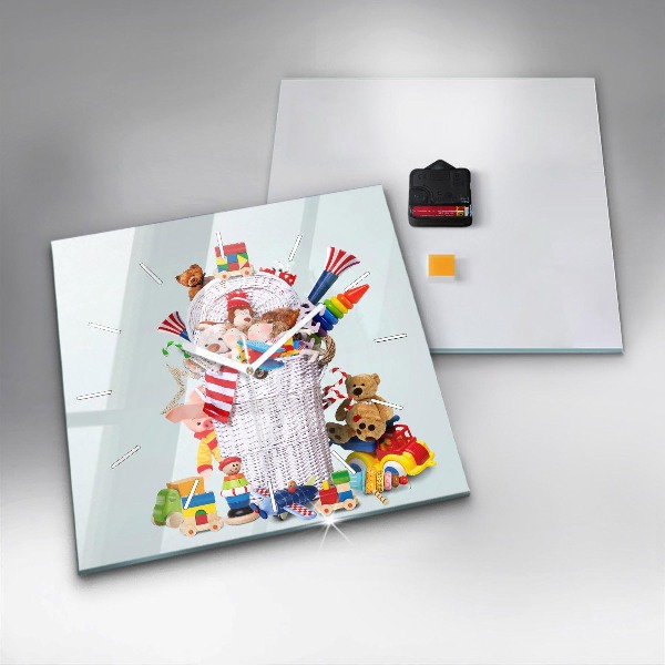 Čtvercové nástěnné hodiny Proutěný koš s hračkami