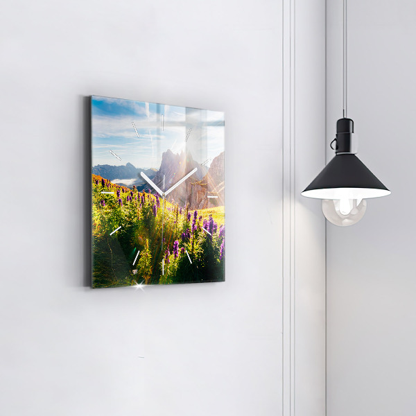 Čtvercové nástěnné hodiny Levandulová louka