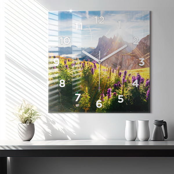 Čtvercové nástěnné hodiny Levandulová louka