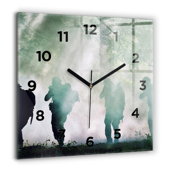 Čtvercové nástěnné hodiny Vojáci v lese