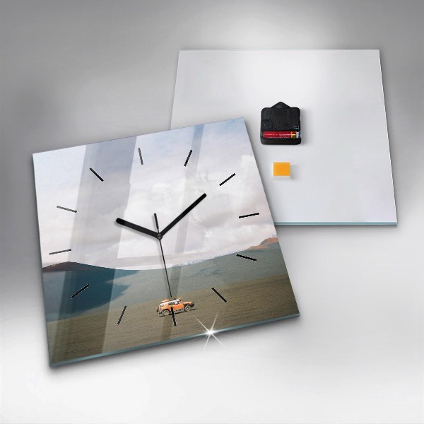 Čtvercové nástěnné hodiny Vozidlo na Kamčatce