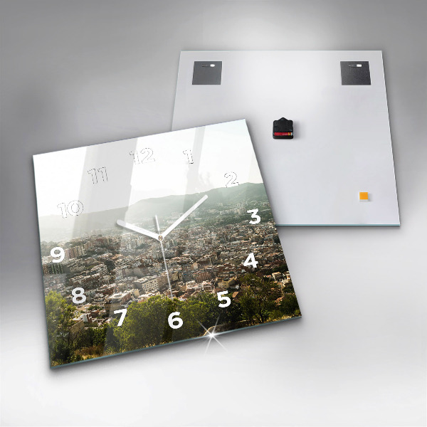 Čtvercové nástěnné hodiny Barcelonský výhled na Montjuic