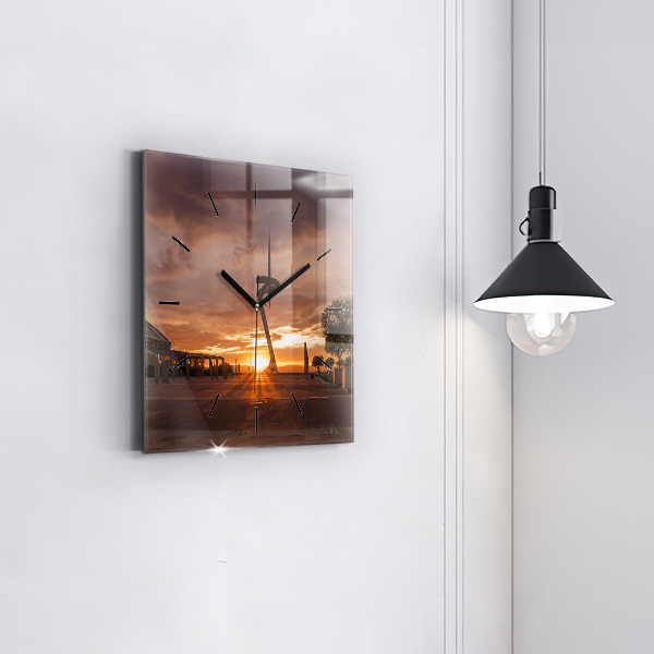 Čtvercové nástěnné hodiny Olympijský park v Barceloně