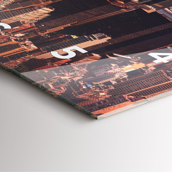 Čtvercové nástěnné hodiny Panorama města na západ