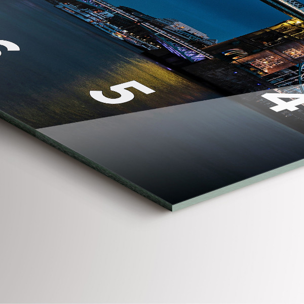 Čtvercové nástěnné hodiny Tower Bridge Londýn v noci