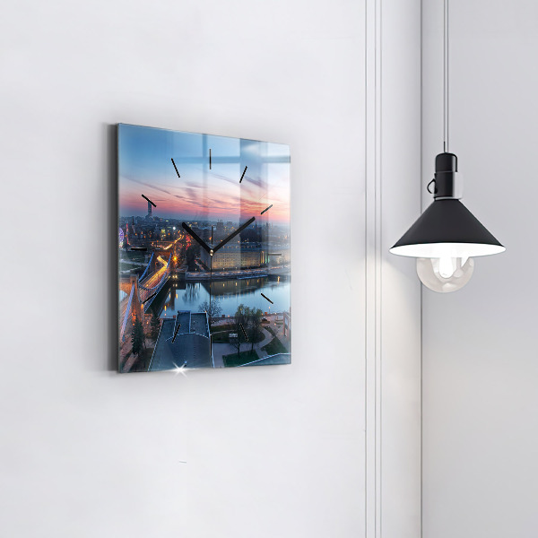 Skleněné hodiny čtvercové Vratislav z dronu