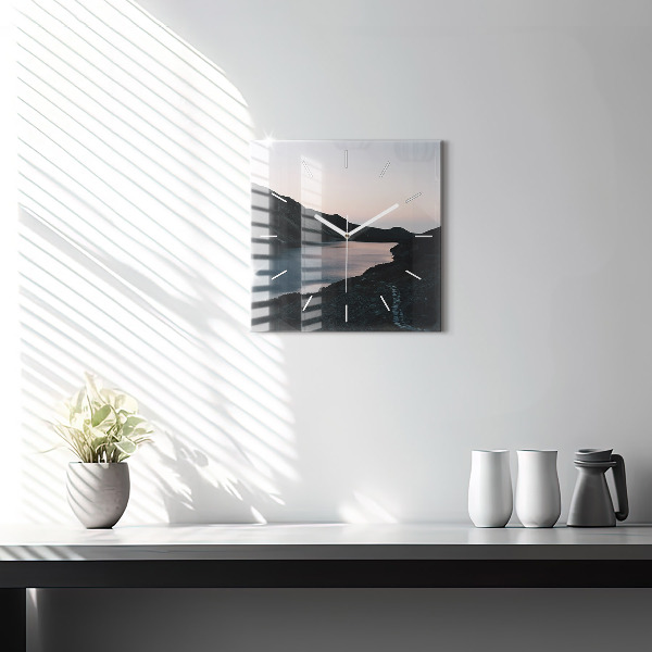 Čtvercové nástěnné hodiny Jezero a hory