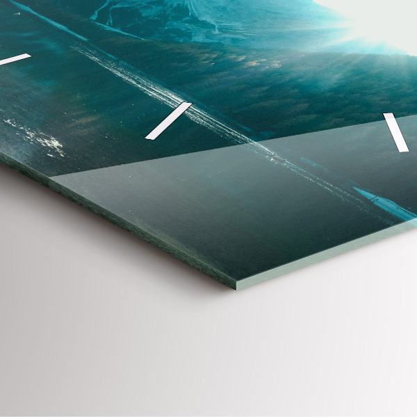 Čtvercové nástěnné hodiny Hory a řeka v Polsku