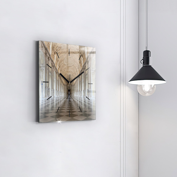 Čtvercové nástěnné hodiny Muzeum La Veneria Reale