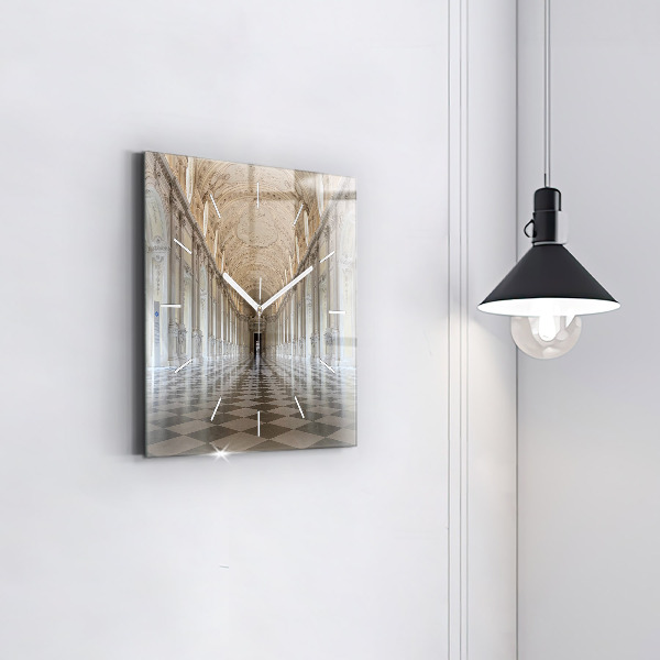 Čtvercové nástěnné hodiny Muzeum La Veneria Reale