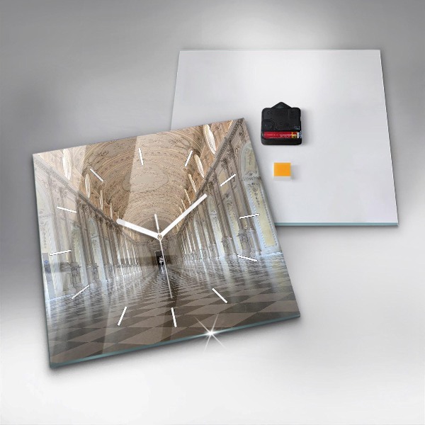 Čtvercové nástěnné hodiny Muzeum La Veneria Reale