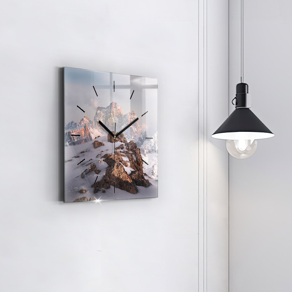 Čtvercové nástěnné hodiny Hory pokryté sněhem