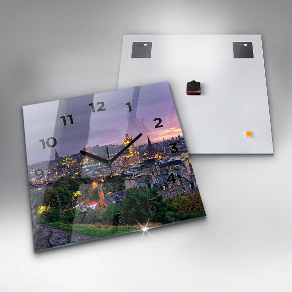 Čtvercové nástěnné hodiny Edinburgh z Calton Hill