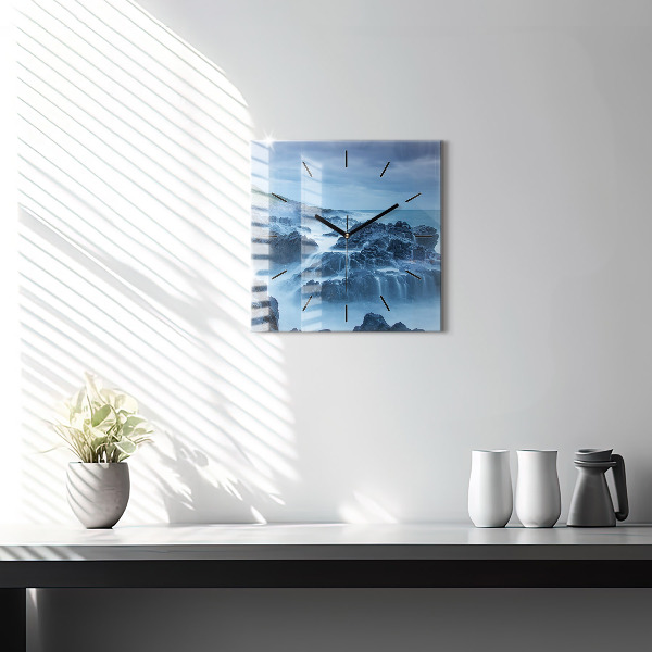 Čtvercové nástěnné hodiny Maják