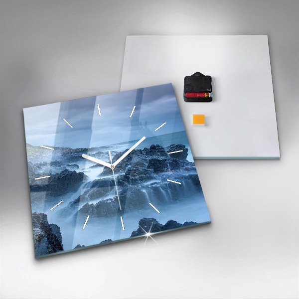 Čtvercové nástěnné hodiny Maják