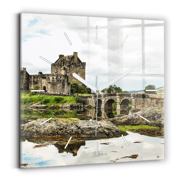 Čtvercové nástěnné hodiny Hrad Eilean Donan Skotsko