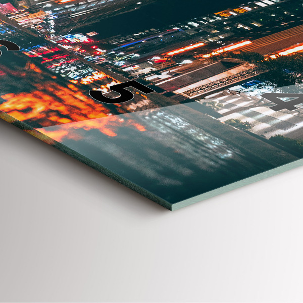 Čtvercové nástěnné hodiny Hotel Hilton v Houstonu