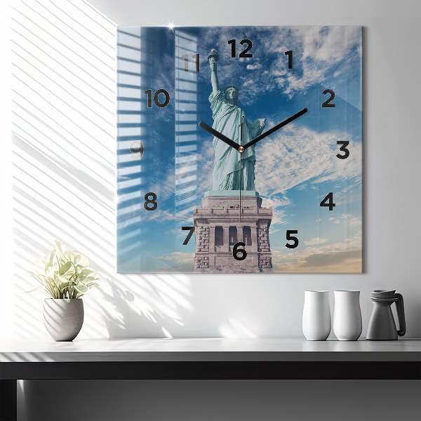 Čtvercové nástěnné hodiny Socha Svobody New York
