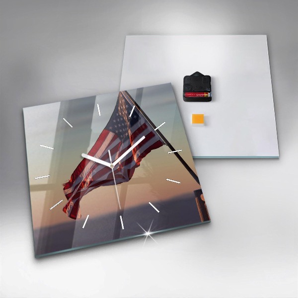 Čtvercové nástěnné hodiny Vlajka USA