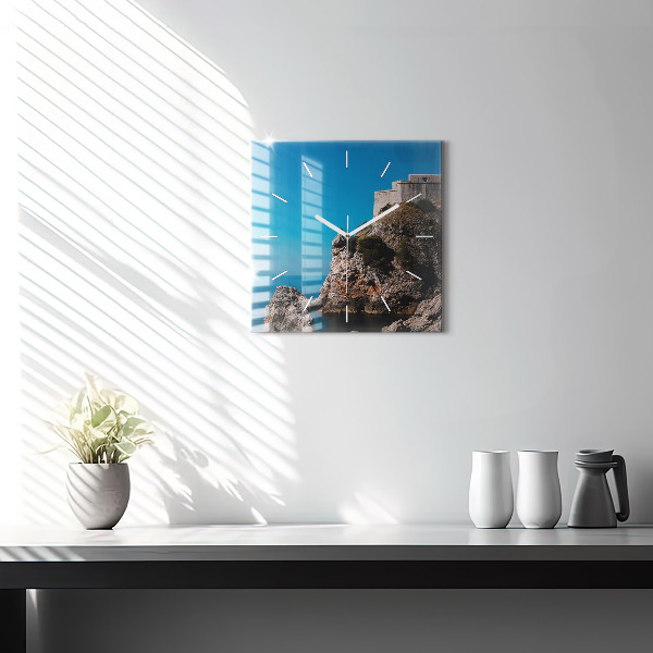 Čtvercové nástěnné hodiny Útesy v Dubrovníku