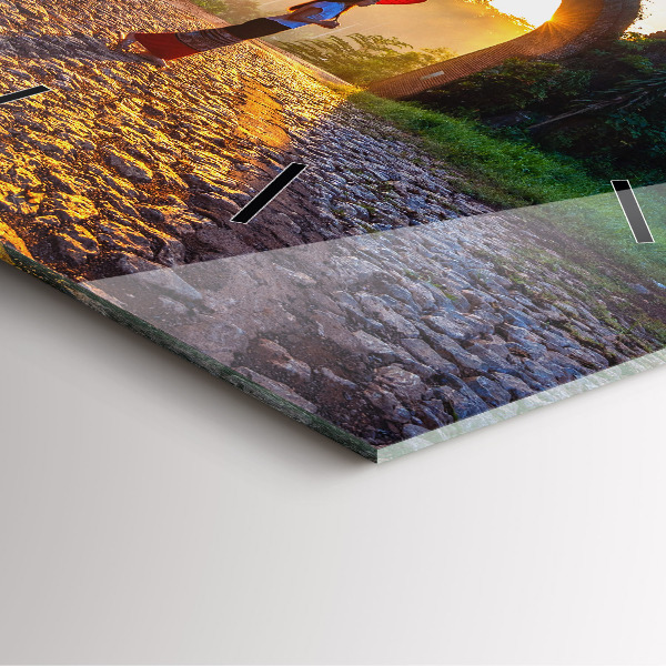 Skleněné hodiny čtvercové Park Surat Thani v Thajsku