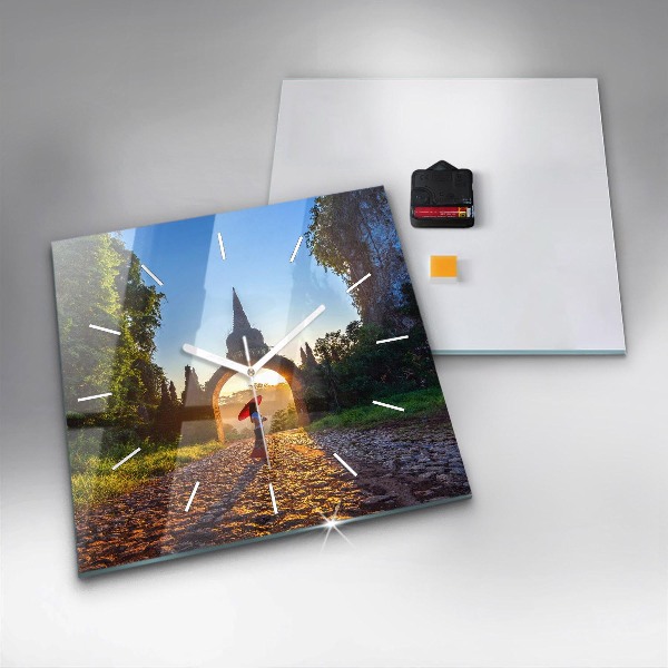 Skleněné hodiny čtvercové Park Surat Thani v Thajsku