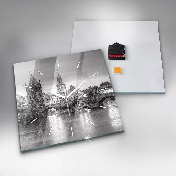 Skleněné hodiny čtvercové Karlův most v Praze