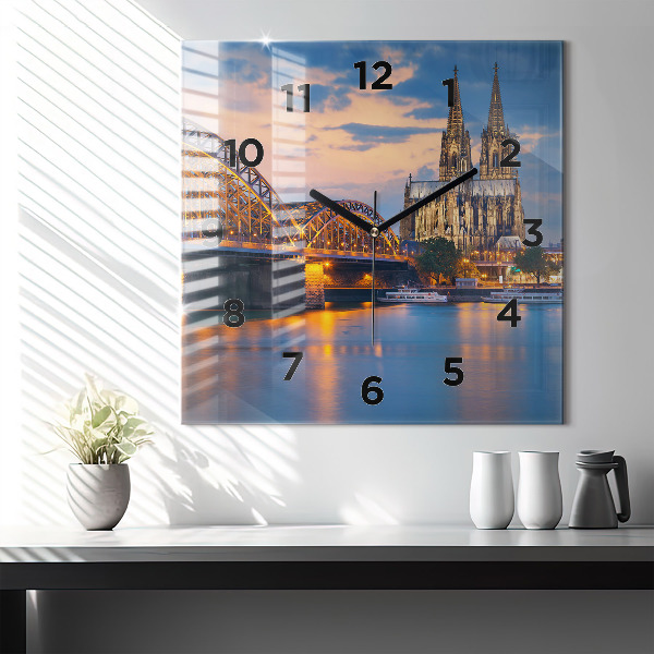 Skleněné hodiny čtvercové Pohled na radnici