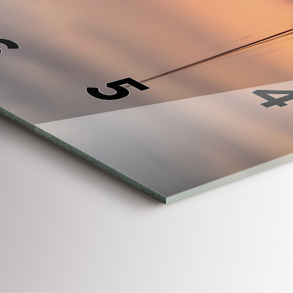 Čtvercové nástěnné hodiny Balaton USA