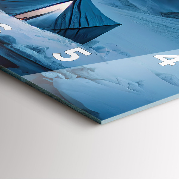 Čtvercové nástěnné hodiny Stan v islandských horách