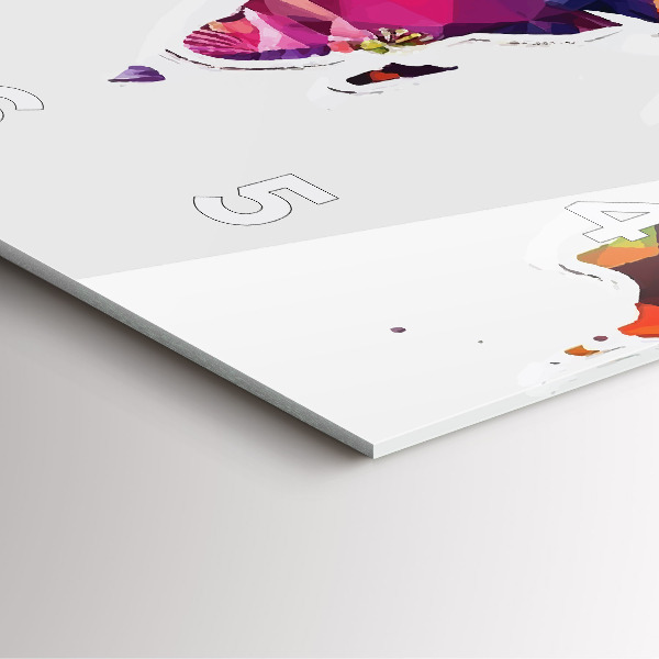 Čtvercové nástěnné hodiny Trojúhelníky na mapě světa