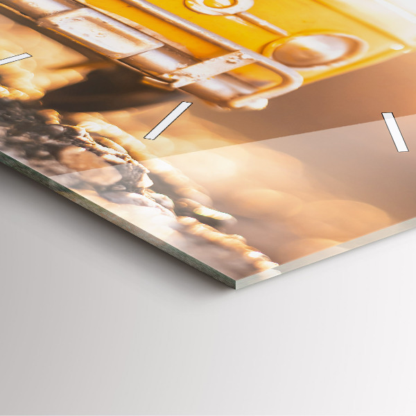 Čtvercové nástěnné hodiny Auto na dovolené