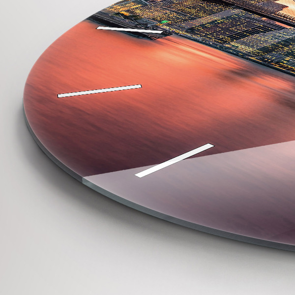 Kulaté skleněné hodiny s fotkou Východní řeka v New Yorku