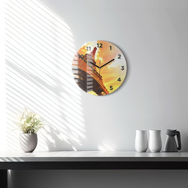 Kulaté skleněné hodiny s fotkou Eiffelova věž v Paříži