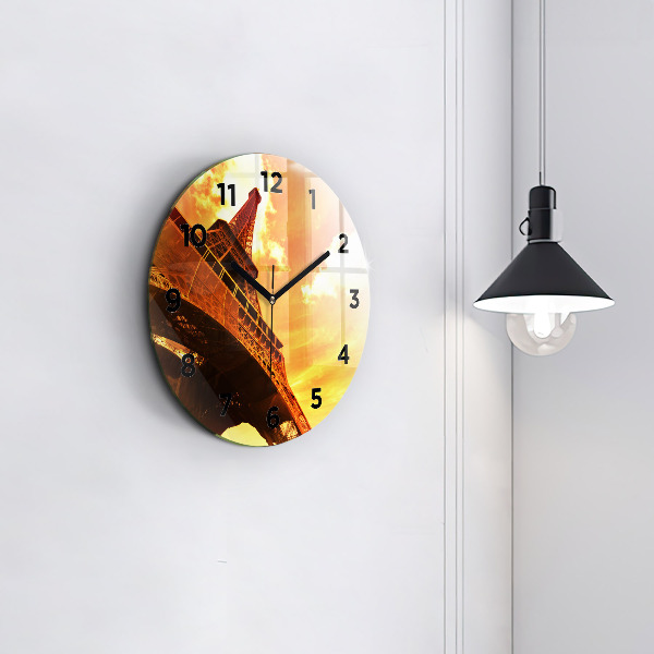 Kulaté skleněné hodiny s fotkou Eiffelova věž v Paříži