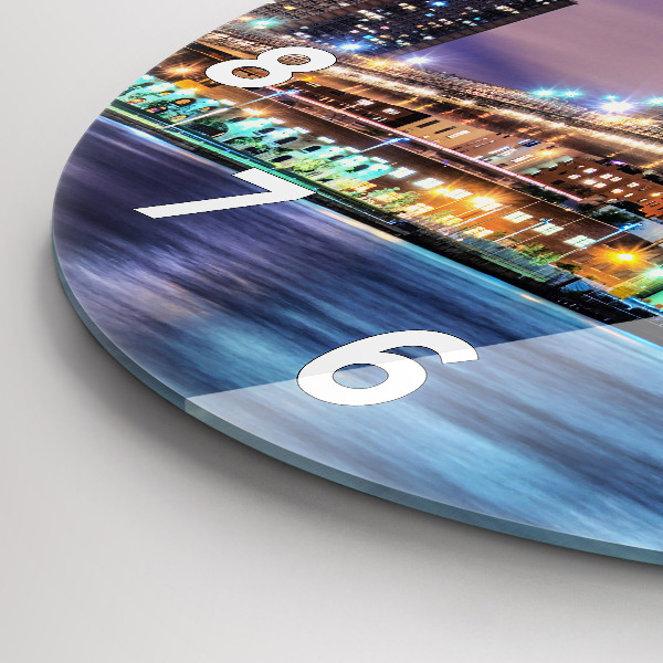 Kulaté skleněné hodiny s fotkou Brooklynský most a East River