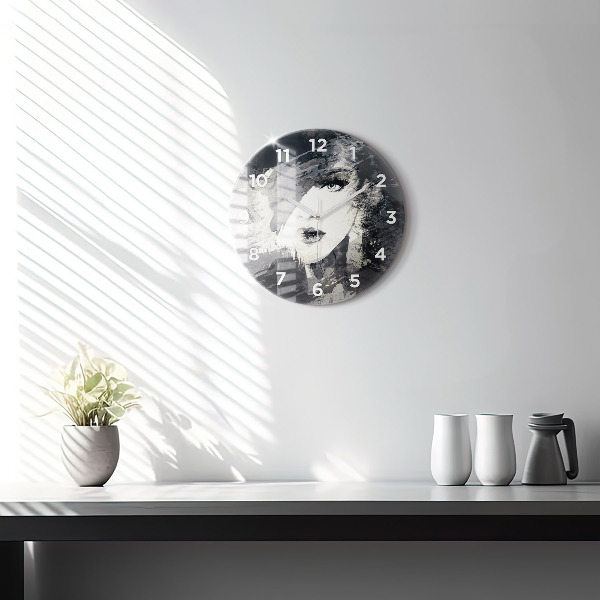 Kulaté skleněné hodiny s fotkou Žena - akvarel