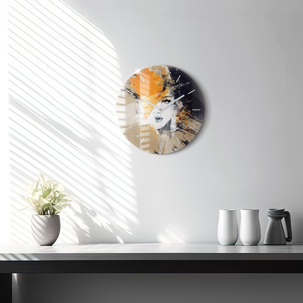 Kulaté skleněné hodiny s fotkou Abstraktní portrét ženy