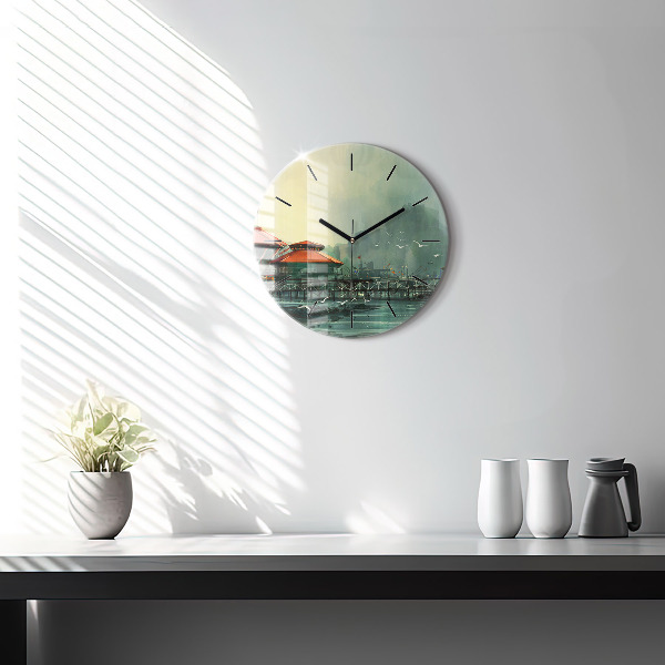 Kulaté skleněné hodiny s fotkou Rybářská vesnice