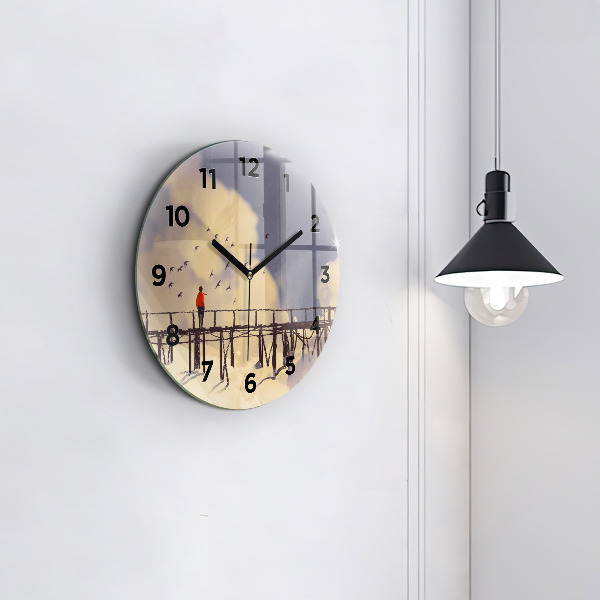 Kulaté skleněné hodiny s fotkou Muž na starém mostě