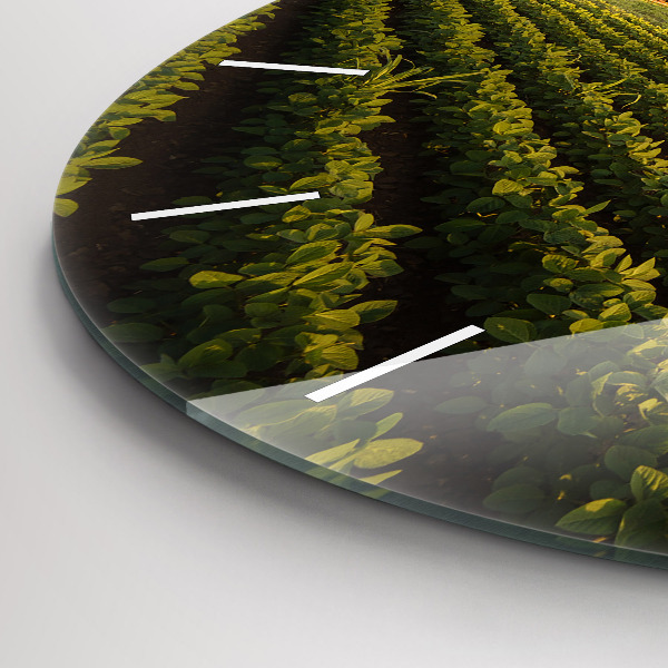 Kulaté skleněné hodiny s fotkou Traktor na zemědělském poli