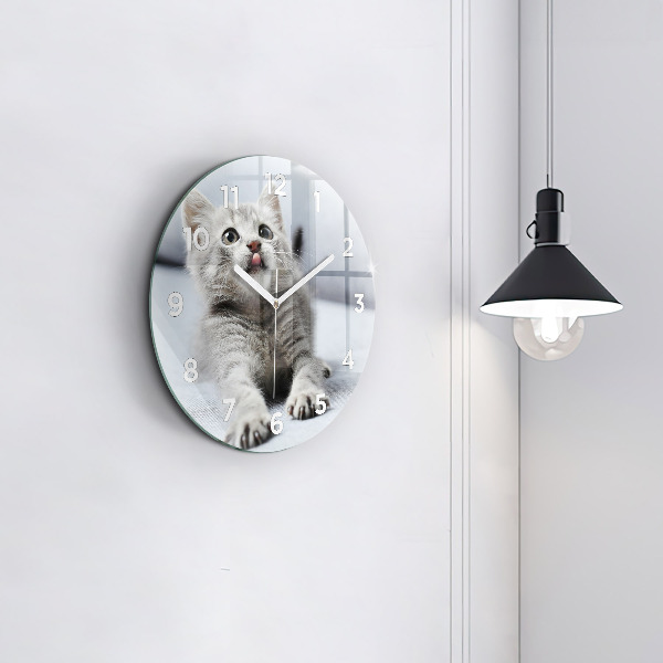 Kulaté skleněné hodiny s fotkou Kočka na pohovce