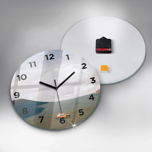 hodiny na skle Vozidlo na Kamčatce