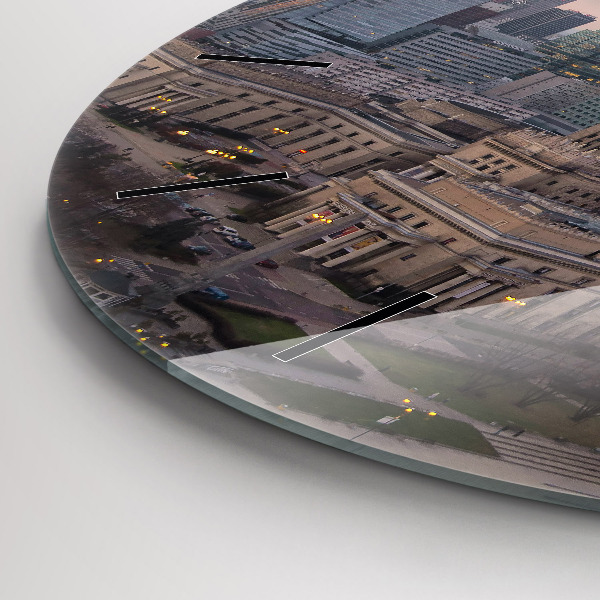 hodiny na skle Panorama Varšavy