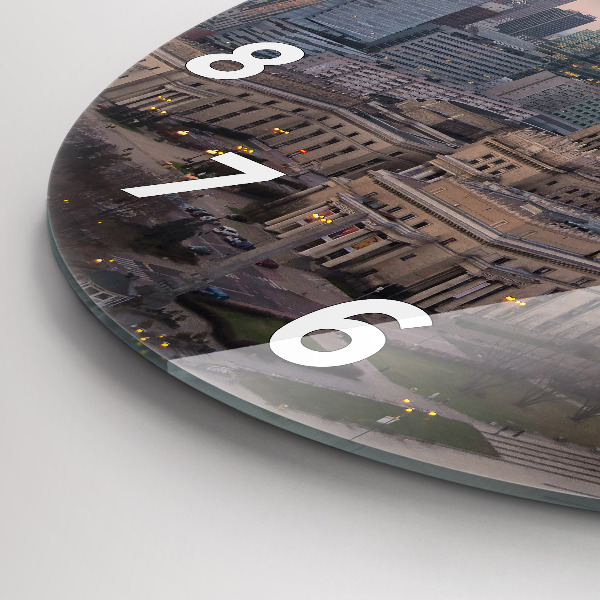 hodiny na skle Panorama Varšavy