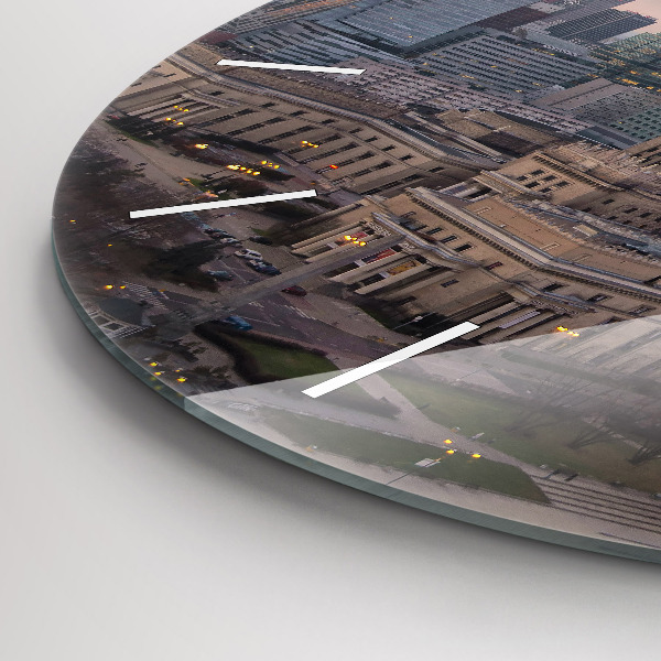 hodiny na skle Panorama Varšavy