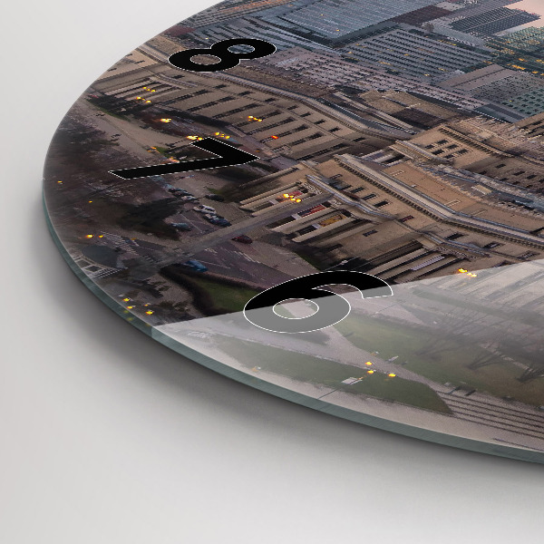 hodiny na skle Panorama Varšavy