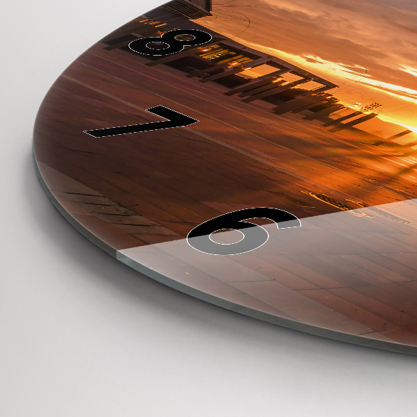 hodiny na skle Olympijský park v Barceloně