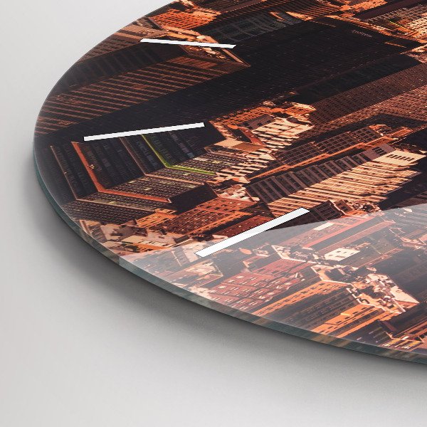 hodiny na skle Panorama města na západ