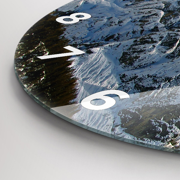 hodiny na skle Hory pod modrou oblohou